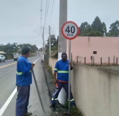 Obra de pavimentação asfáltica, drenagem pluvial e sinalização viária da Rua Pedro Rodrigues da Silva - Balneário Piçarras