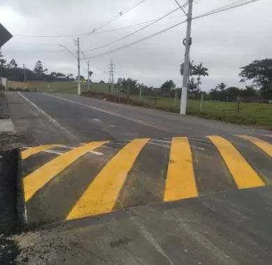 Obra de pavimentação asfáltica, drenagem pluvial e sinalização viária da Rua Pedro Rodrigues da Silva - Balneário Piçarras